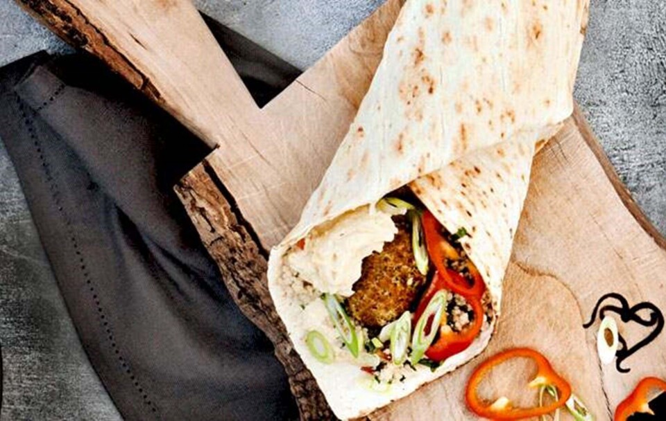 Opskrift på fladbrød med hummus og tabouleh