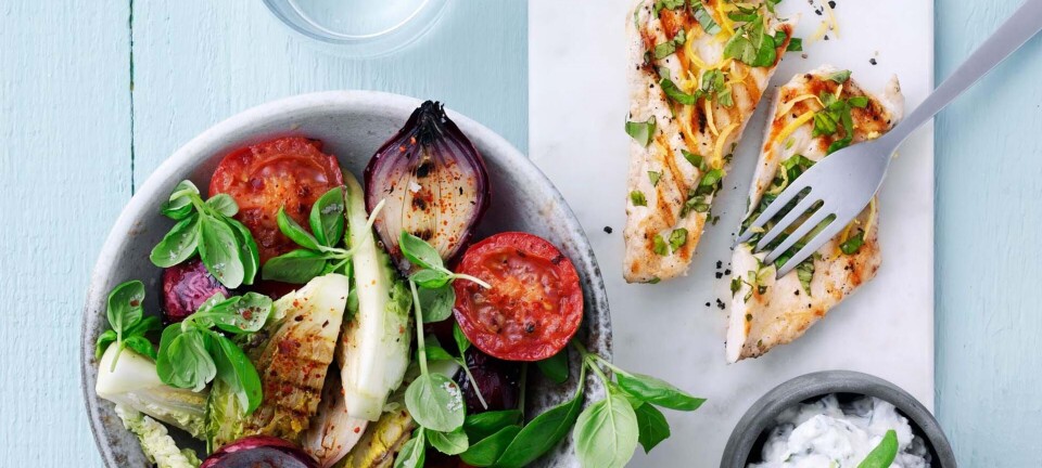 Butterfly chicken med grillet grønt og basilikumcreme