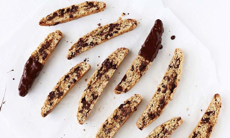 Opskrift på kæmpebiscotti med mørk chokolade