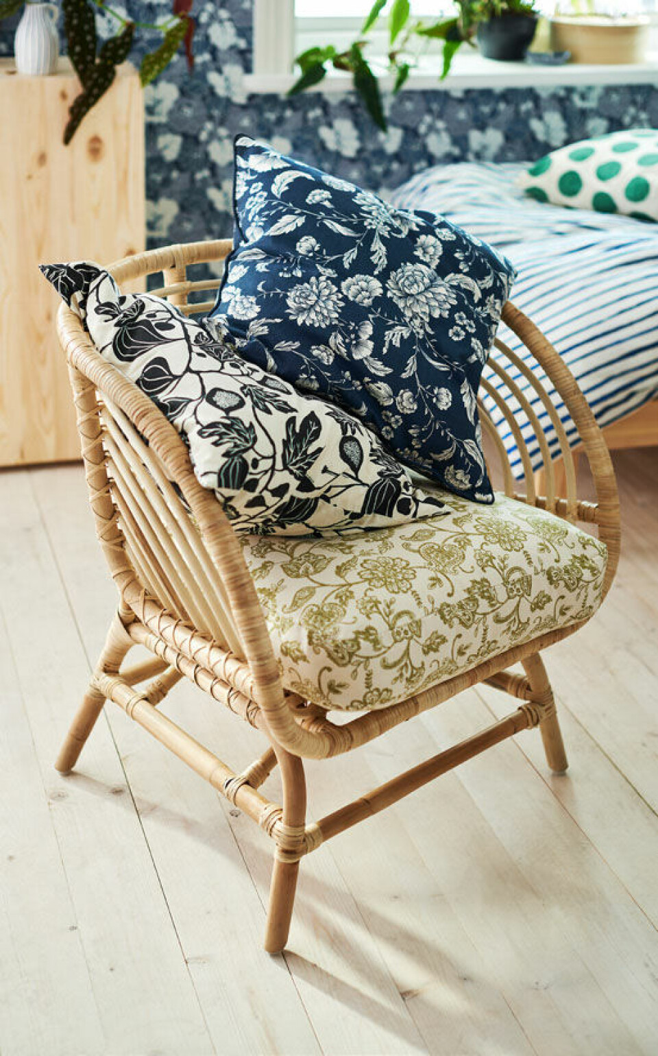 ALPKÖVER og IDALINNEA puder.