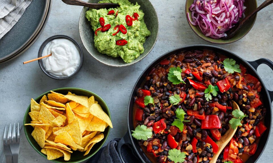 Vegetarisk chili med guacamole