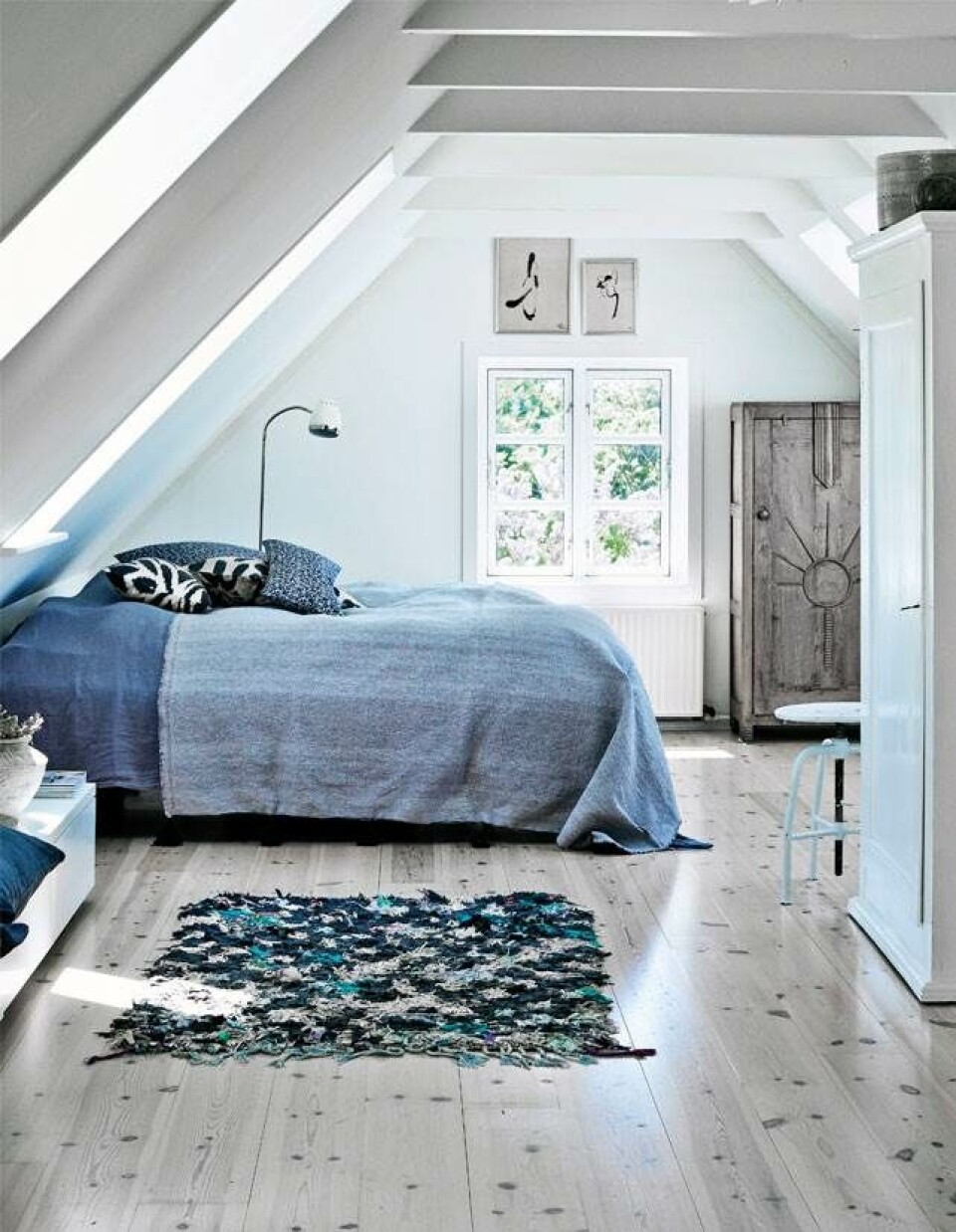 Smukke kontraster i det lille fiskerhus