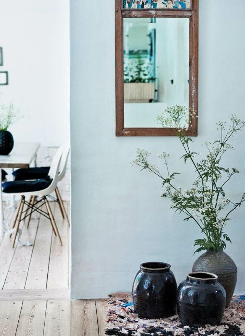 Smukke kontraster i det lille fiskerhus