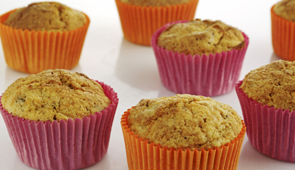 Opskrift på muffins med nødder, frugt og grønt