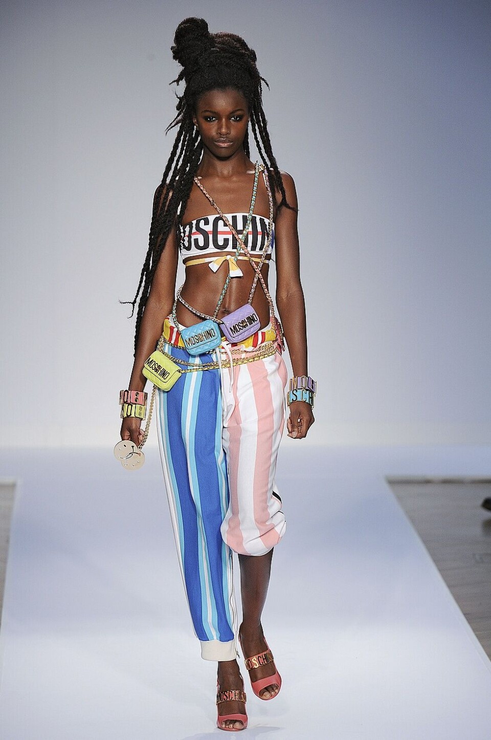 MOSCHINO H&M