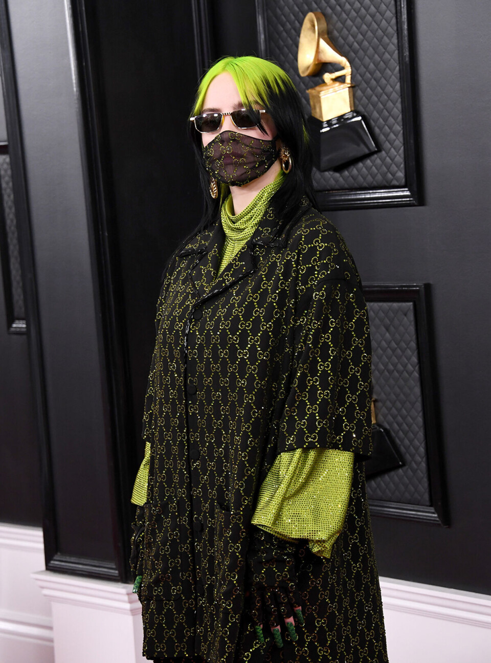 billie eilish mundbind.jpg