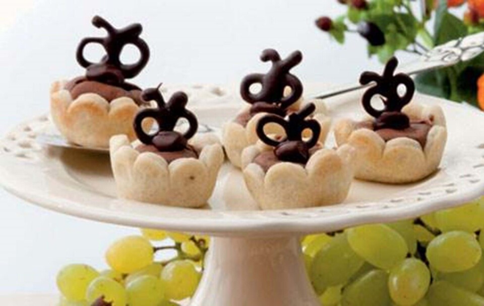 Mini-tarteletter med chokoladefyld