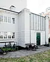 Grønne glimt i det gamle atelier på Frederiksberg