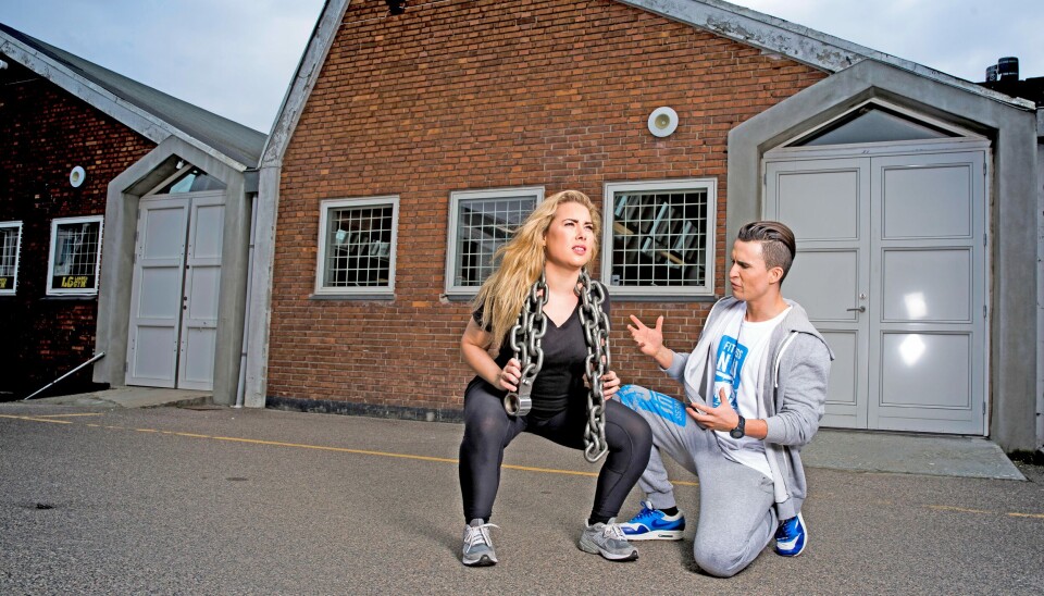 Gustav træner Anne Gadegaard i loaded gym
i Valby. Foto: Lars E. Andreasen