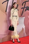 Se de 19 smukkeste outfits fra British Fashion Awards