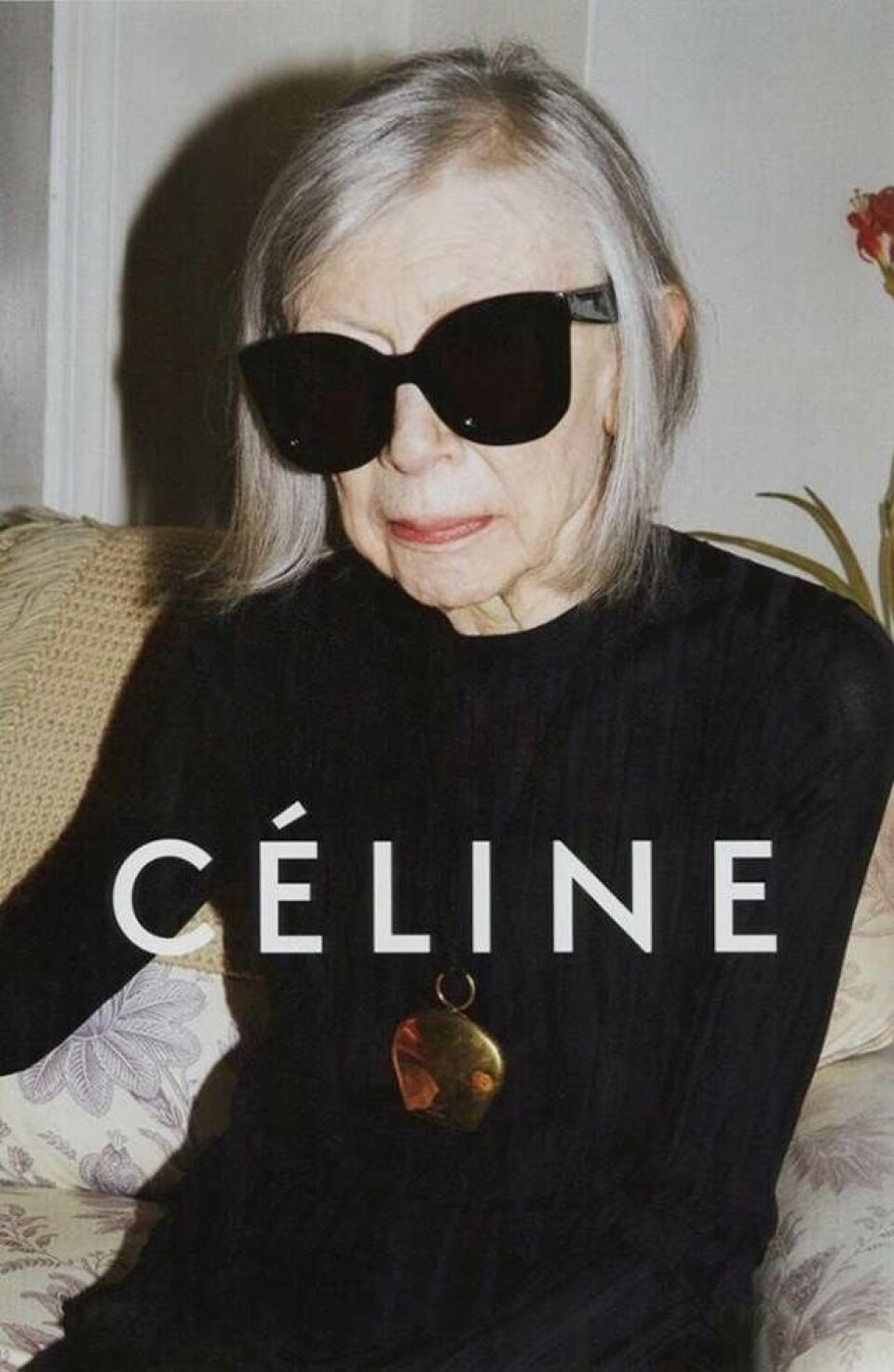Ikonet Joni Mitchell er nyt ansigt for Saint Laurent