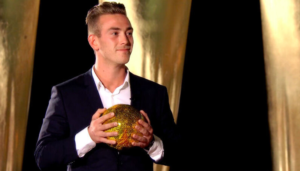 Mathias er klar med kuglen (Foto: TV3)