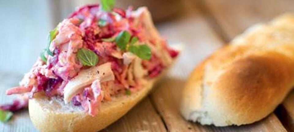 Kyllingesalat med kål og rødbeder