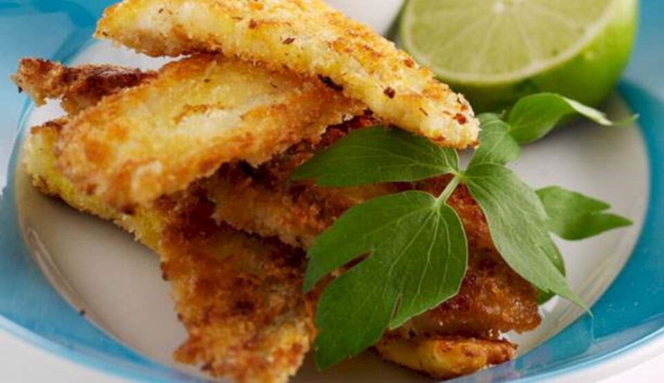 Opskrift på fiskefilet med tomatsalsa og løvstikke-kartofler