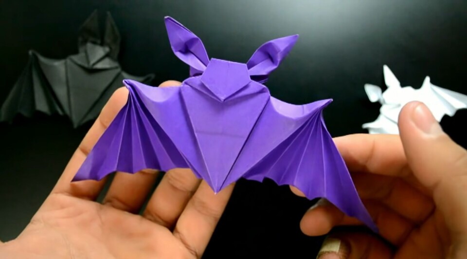 Halloween origami flagermus.jpg