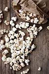 Krydrede popcorn