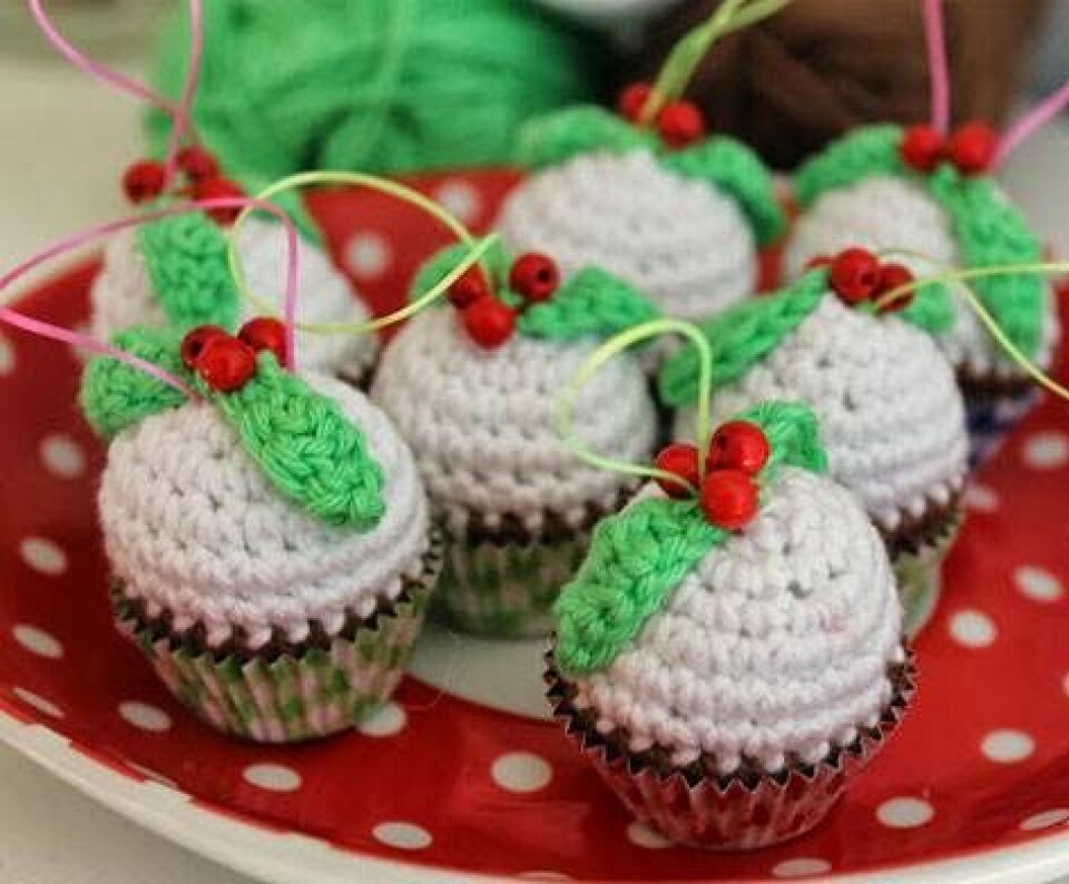 Små bitte hæklede julekager