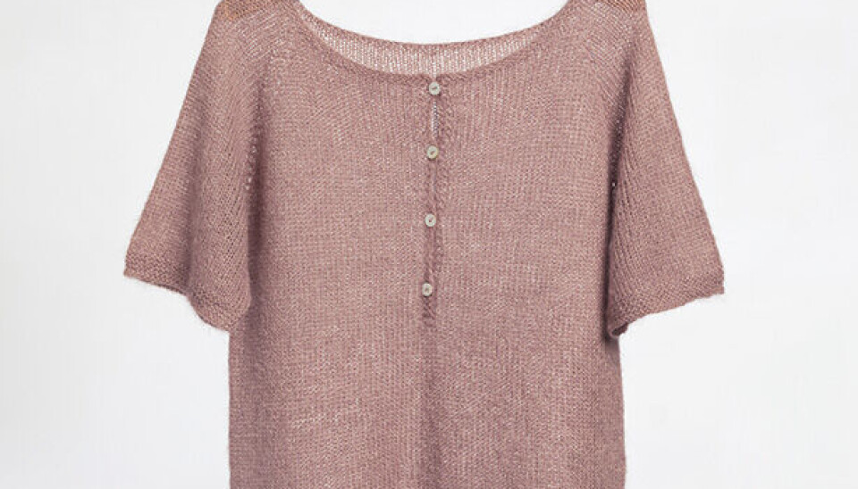 Strik selv: Den fine Nigrum Tee Placket fra Refined Knitwear