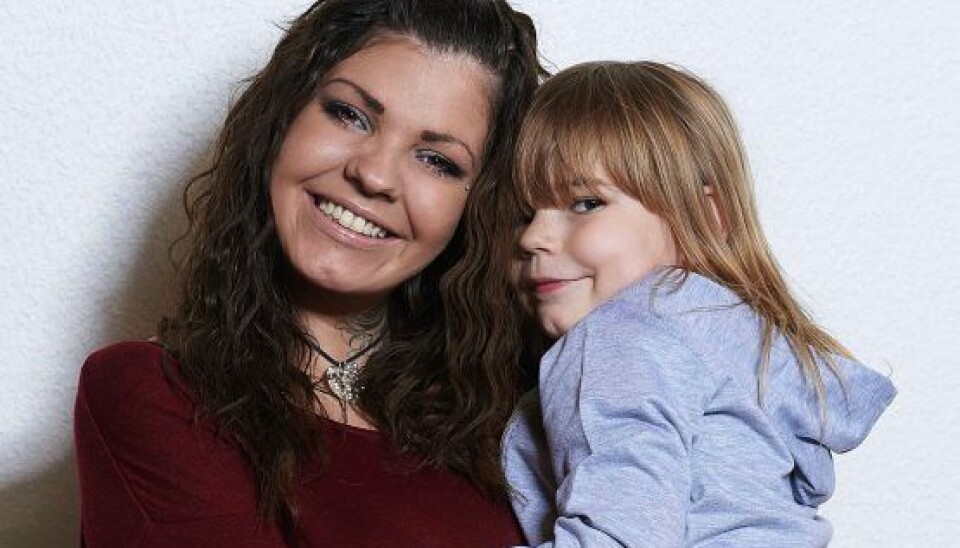 Hannah fik datteren Cecilya hjem igen efter en hård kamp. (Foto: Kanal 4/Janus Nielsen)