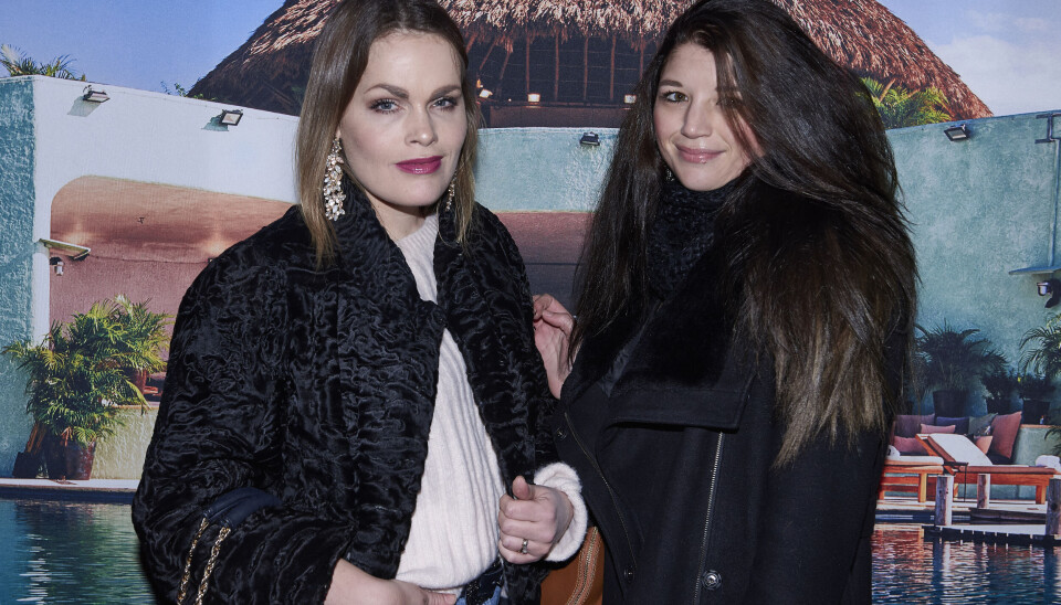 Nadialine sammen med en veninde til 'Paradise'-premiere (Foto: Janus Nielsen)