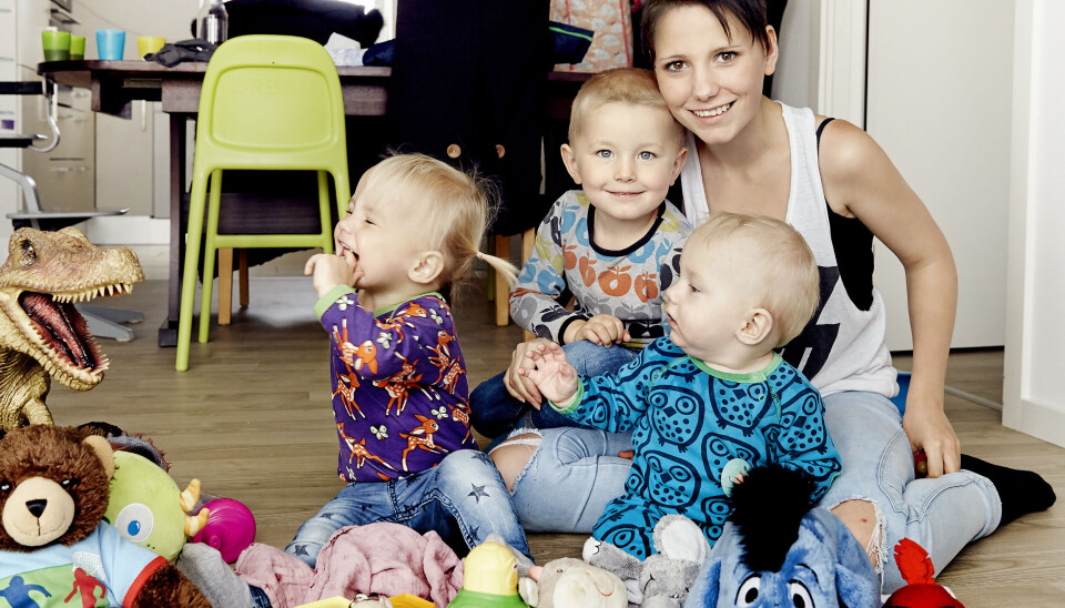 Annica, mor til Alexander, Adea og Avillads, er blevet skilt, og nu skal hun vænne sig til at bo alene for første gang i sit liv, mens vores nye unge mor. (Foto: Kanal 4/Krestine Havemann)