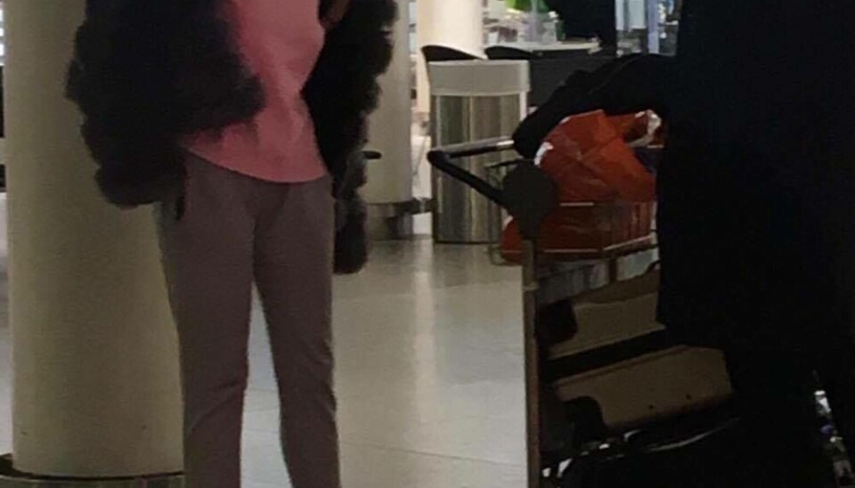 En solbrun Fie Laursen skulle være landet i Københavns Lufthavn i går aftes. (Foto: Privat)