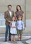 Første skoledag for prins Vincent og prinsesse Josephine (Foto: Peter Hauerbach)
