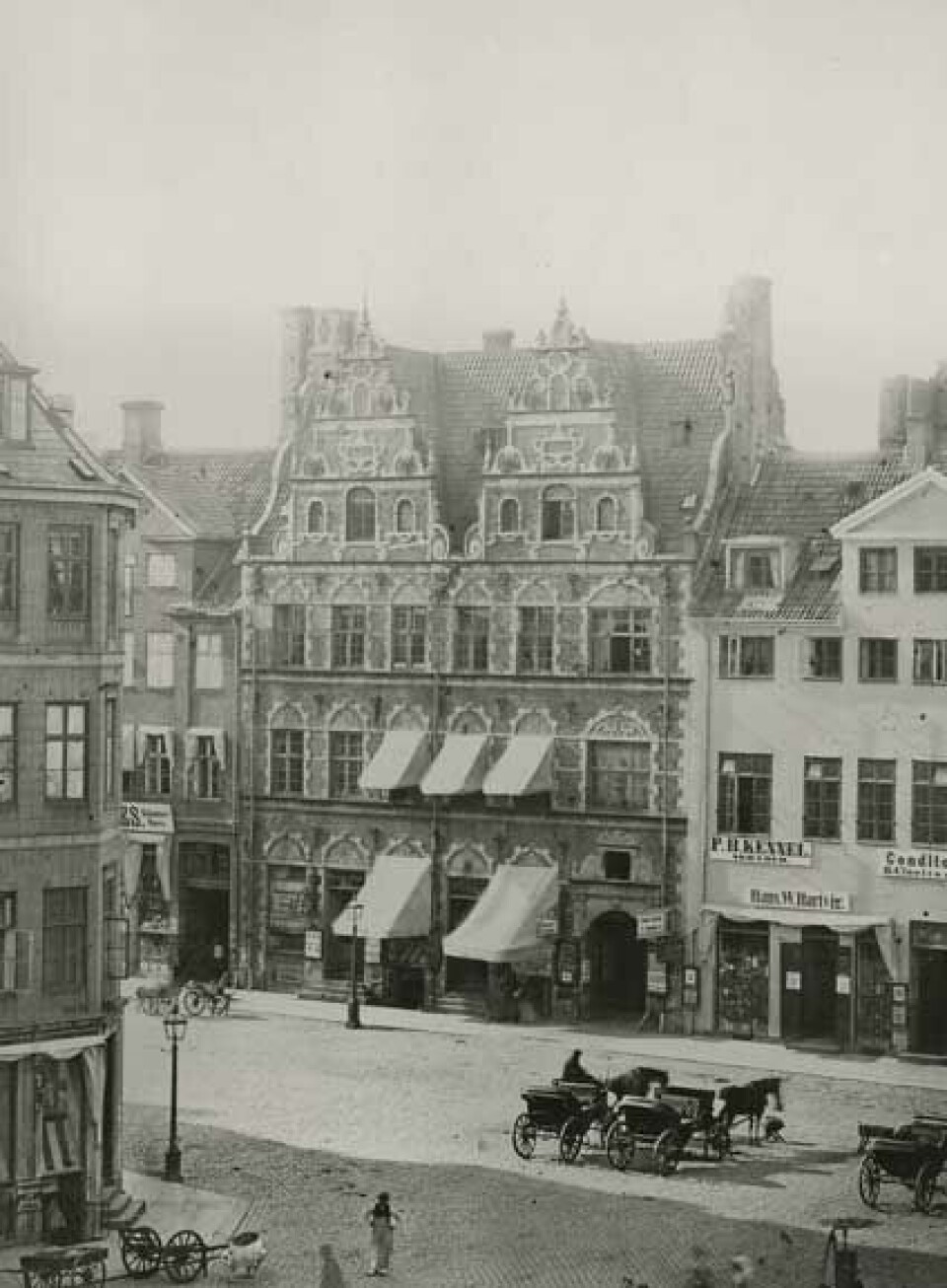 Billede 3 - Porcelæn i 100 år på Amagertorv