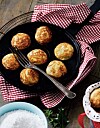 Æbleskiver med sukker og syltetøj