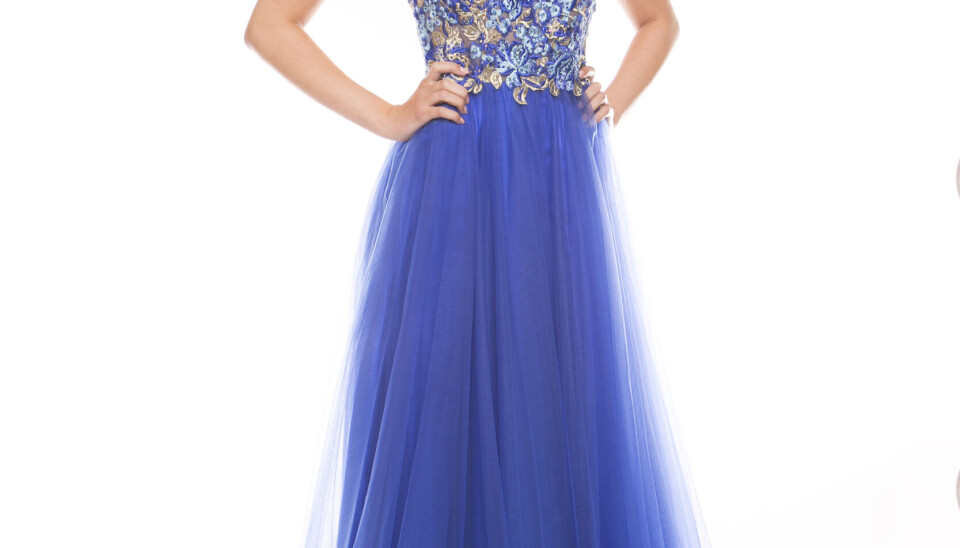 Navn: Aya Steiner - Alder: 18 år - By/Region: Auning, Jylland - Højde: 172 cm - Beskæftigelse: Går på via University College. (Foto: Christina Anaya/MissDanmark.dk)