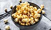 Nem snack: Popcorn med karamel