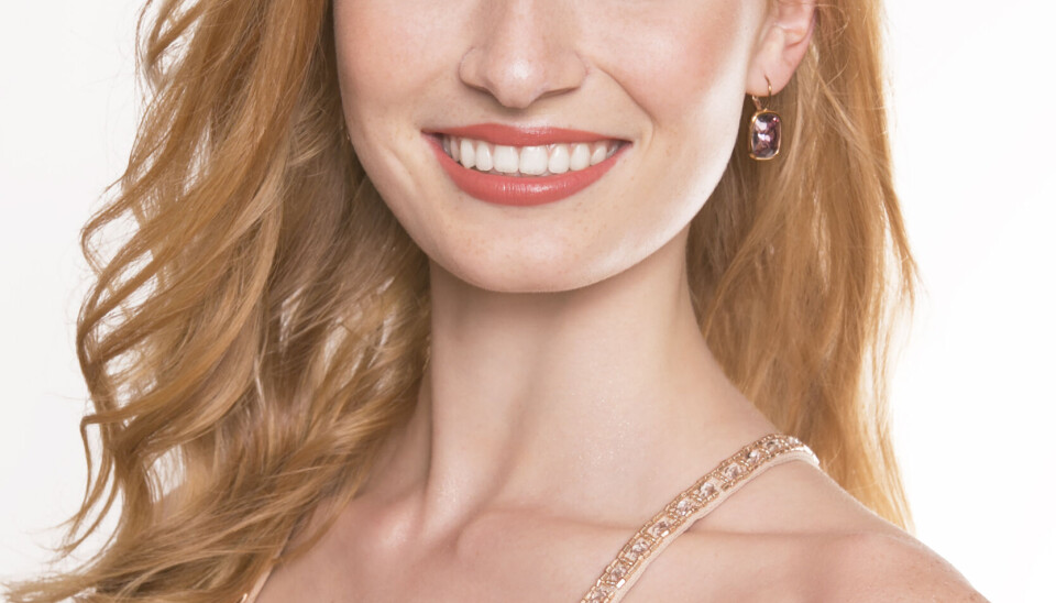 Navn: Natasja Kunde - Alder: 17 år - By/Region: Holte/Nordsjælland - Højde: 174 cm - Beskæftigelse: 2.g, Matematik/Fysik/Kemi, Nærum Gymnasium (Foto: Christina Anaya/MissDanmark.dk)