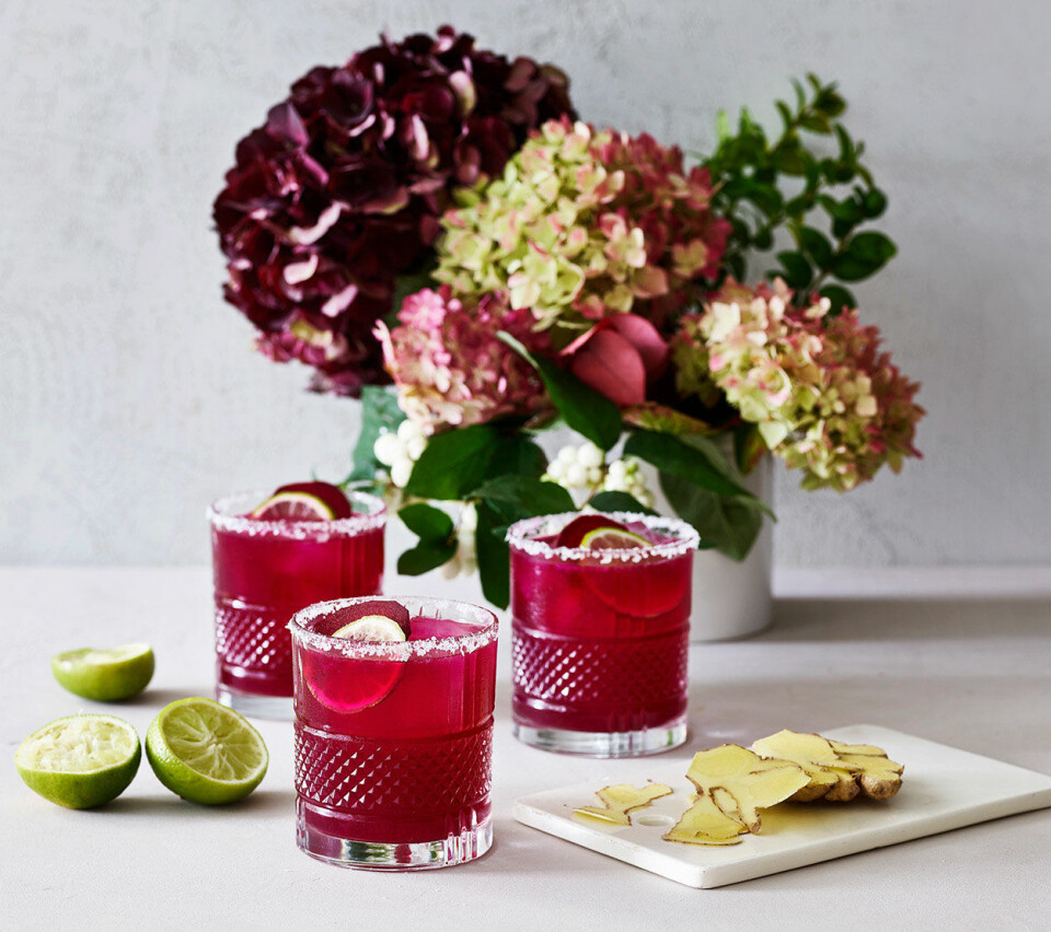 Rødbedemargarita: Lav en skøn drink med rødbede, lime & ingefær