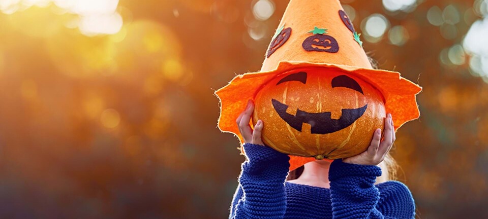 Uhyggelige Halloween-græskar: 12 sjove ideer til græskarudskæring