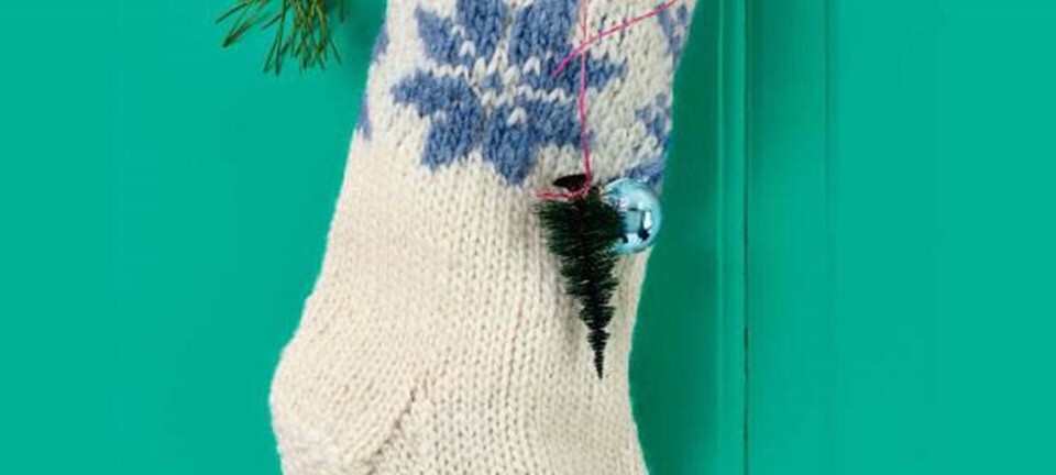 Strik selv: Råhvid julesok med lyseblå stjerne