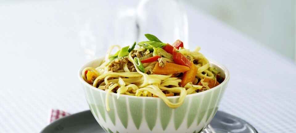 Nudler med kylling og karry