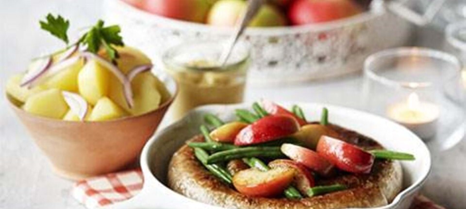 Medister med varm kartoffelsalat