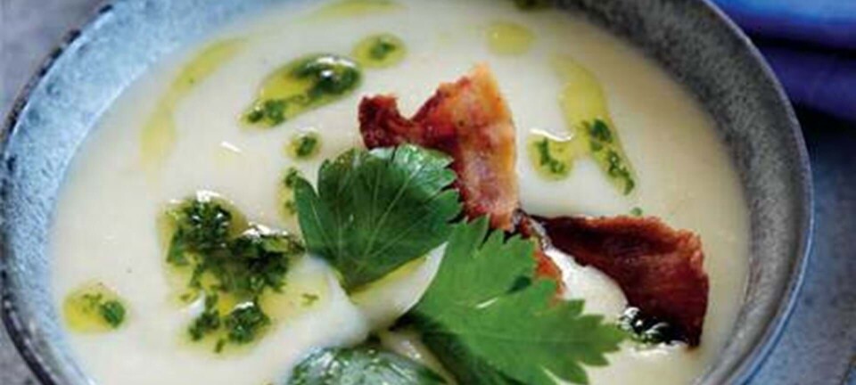 Porrekartoffelsuppe med bacondrys