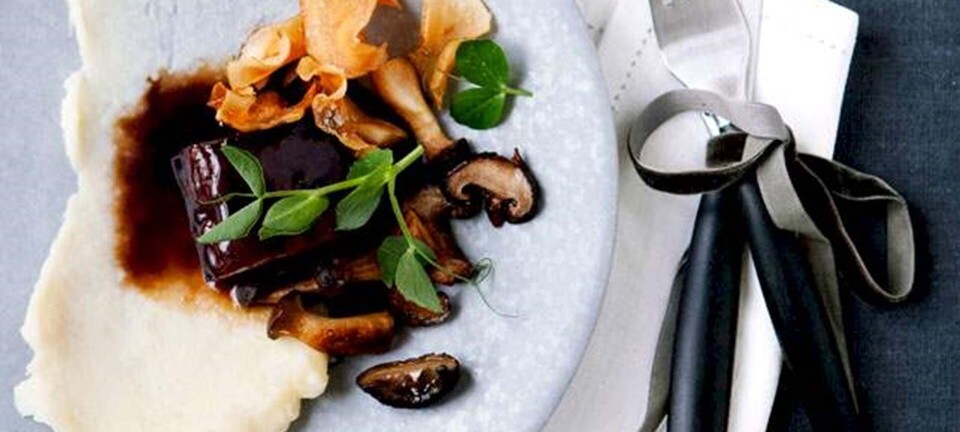 Braiseret kalvebryst med jordskokkepuré