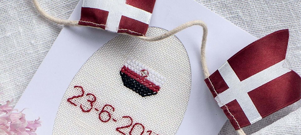 Broderi: Fin studenterhue