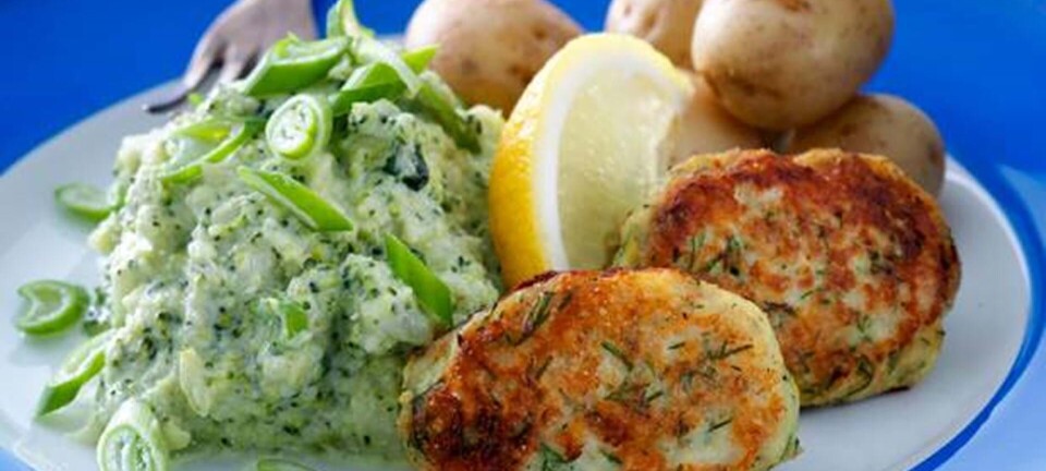 Fiskefrikadeller med broccolipuré