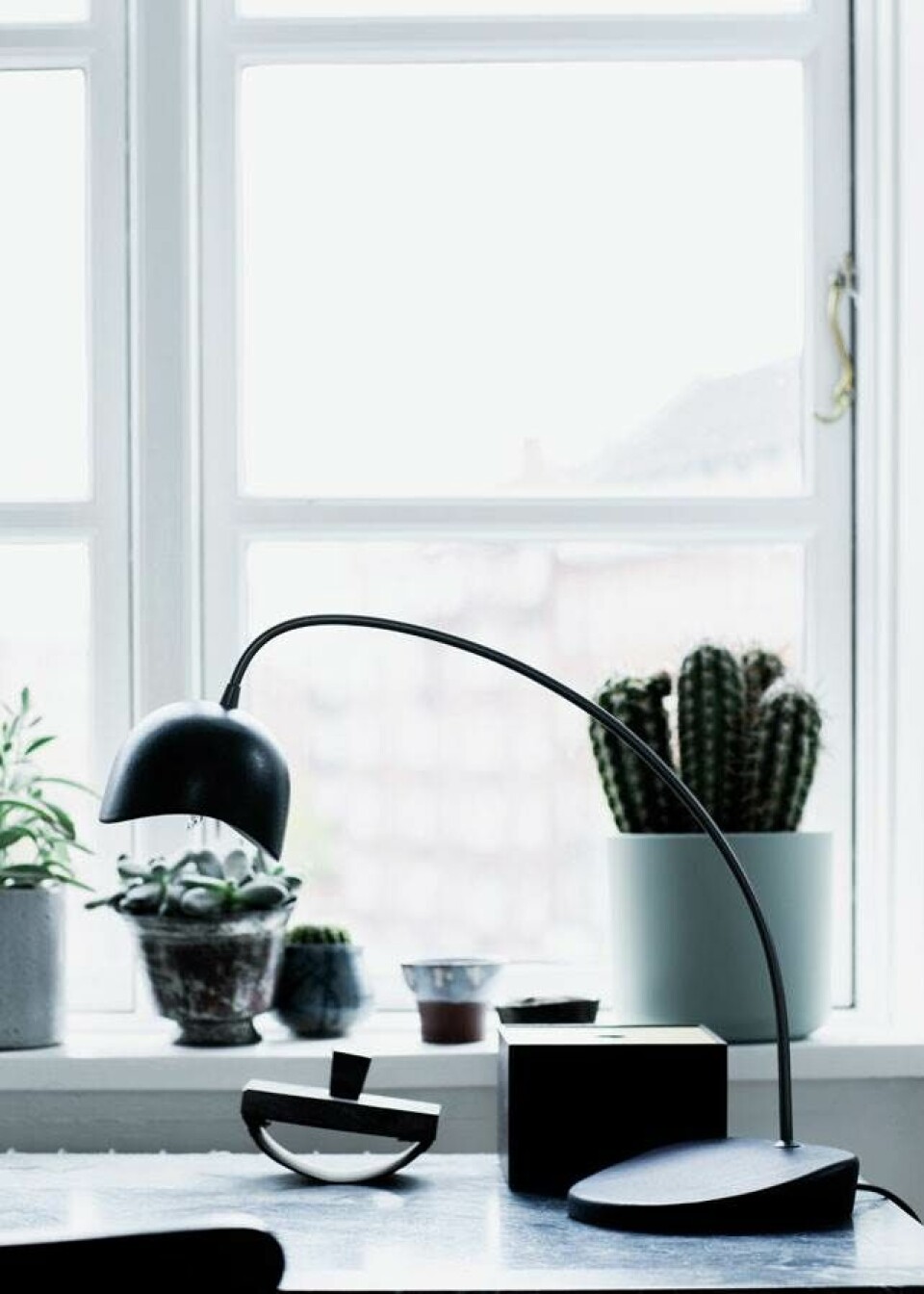 Nordisk look i det rummelige soveværelse
