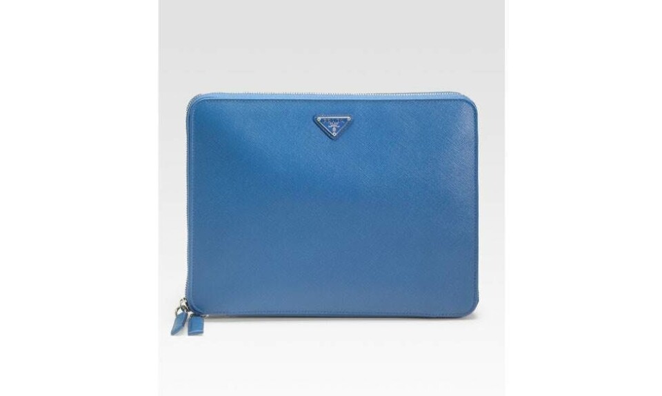 Cathrine Saks: “De er klassiske og pæne og vigtigst af alt behagelige at have på på en lang dag med møder”