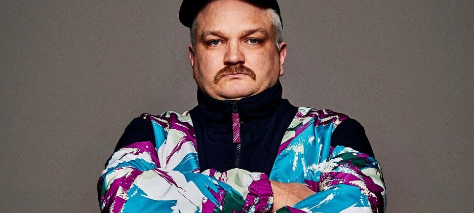 Charter McCloskey: ”Jeg kan ikke stå oprejst, så jeg lader mig indlægge på psykiatrisk”