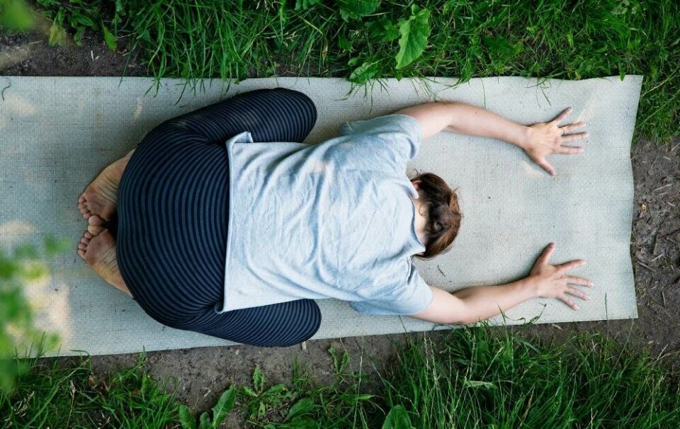 Slow Yoga: 6 øvelser, der får dig ned i gear