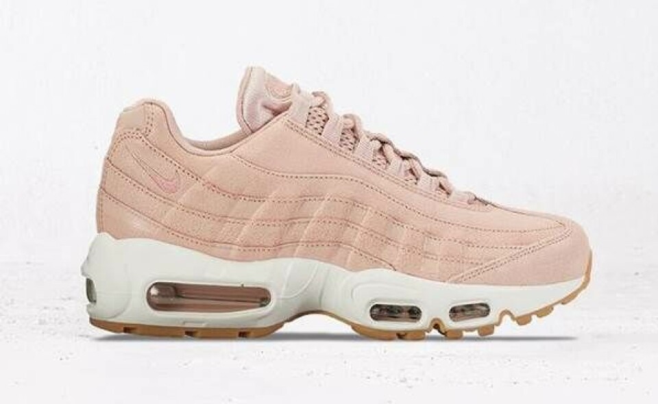 Brudesko: 14 fine sneakers, du kan skifte til efter brudevalsen