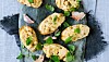 Crostini med grov kikærtemos og oregano