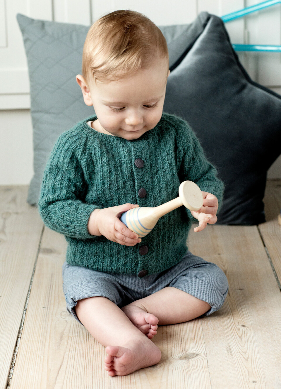 Babytrøje i strukturmønster