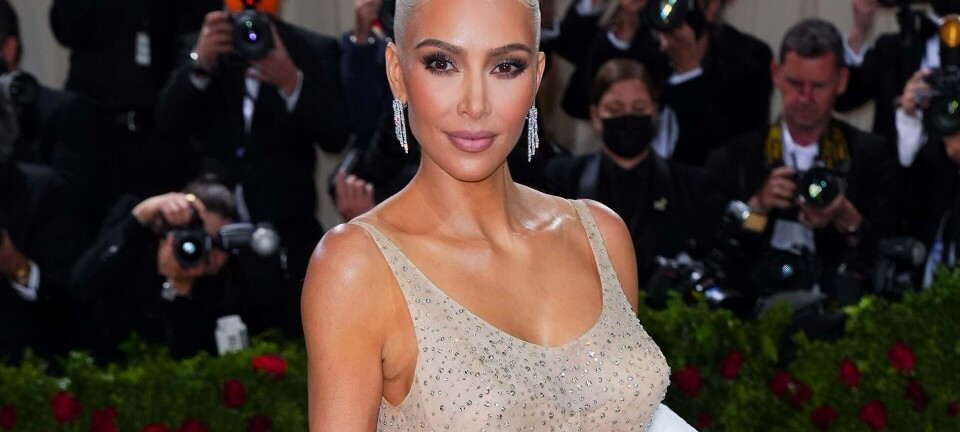 Guldfeber, Marilyn Monroe og nik til New York: Se de vilde kjoler fra Met Gala 2022