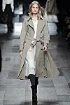 Modeuge i Milano: Pailletter, dansk model og italienske modeklassikere